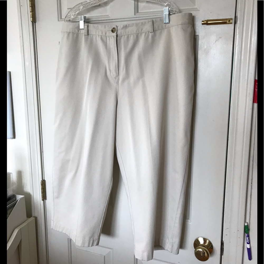 LL Bean 20W Petite BaysideTwill Cropped Pants
